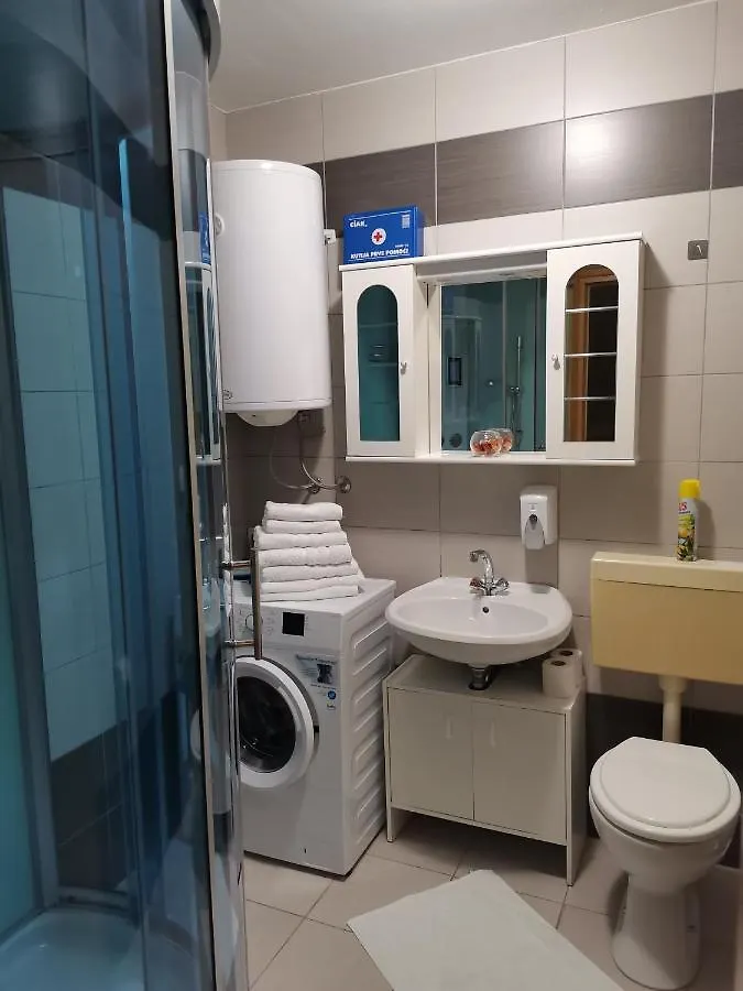 Apartment Robi Maslenica