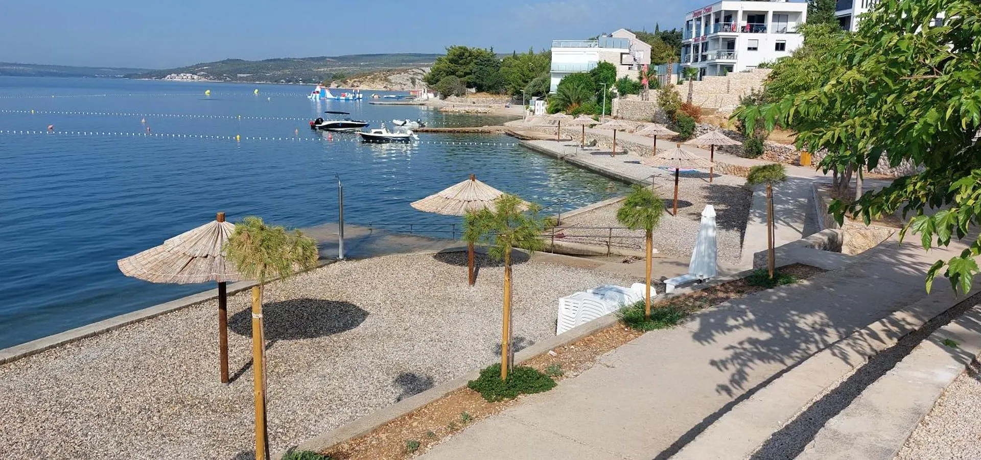Apartment Robi Maslenica