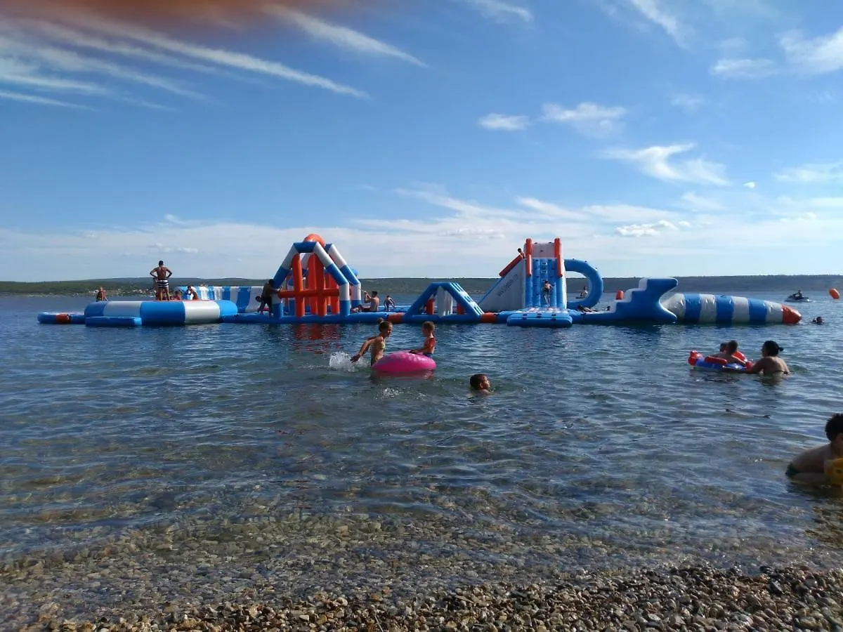 Apartment Robi Maslenica Croatia